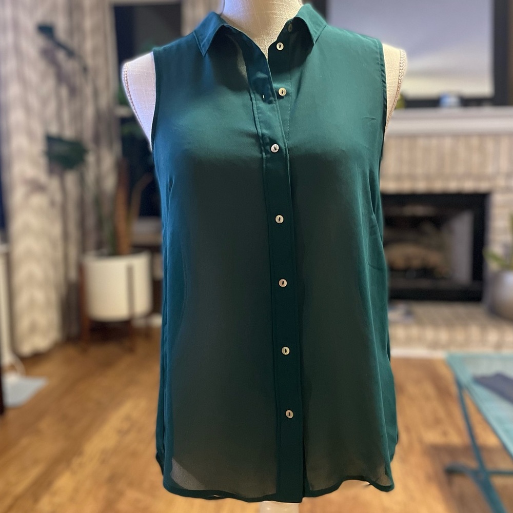 H and M Sleeveless Blouse